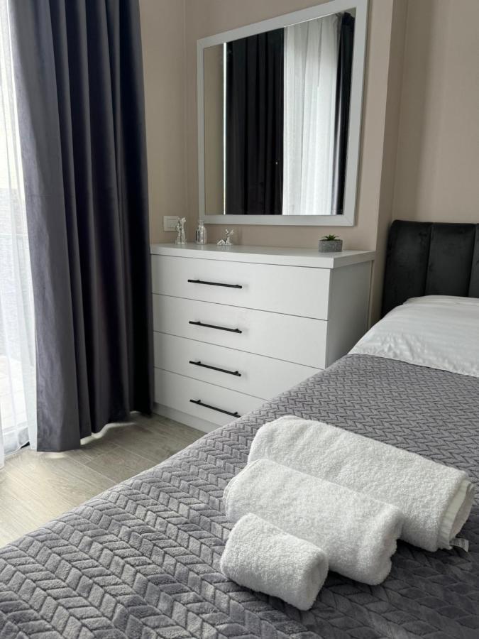 Sc Tirana Centre Apartment Bagian luar foto
