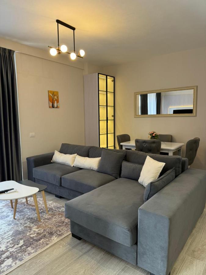 Sc Tirana Centre Apartment Bagian luar foto